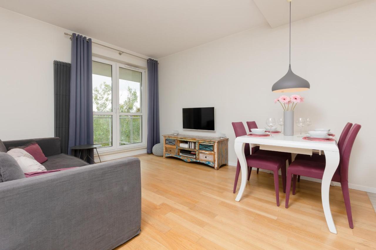 Quiet Apartment Park Edwarda Szymanskiego By Noclegi Renters Warschau Buitenkant foto